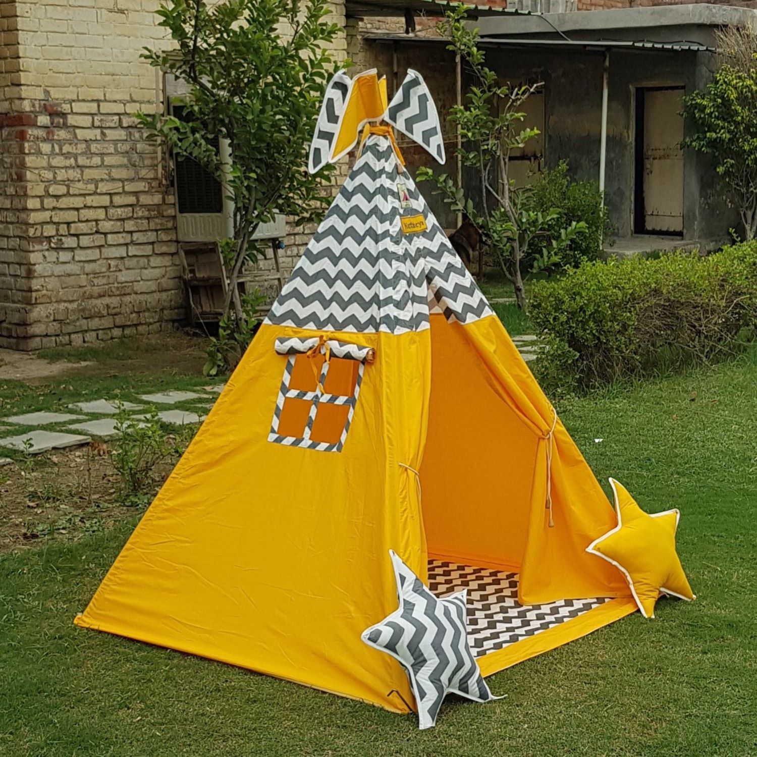 Yellow Gold Teepee Cozy Teepee Tent for Kids