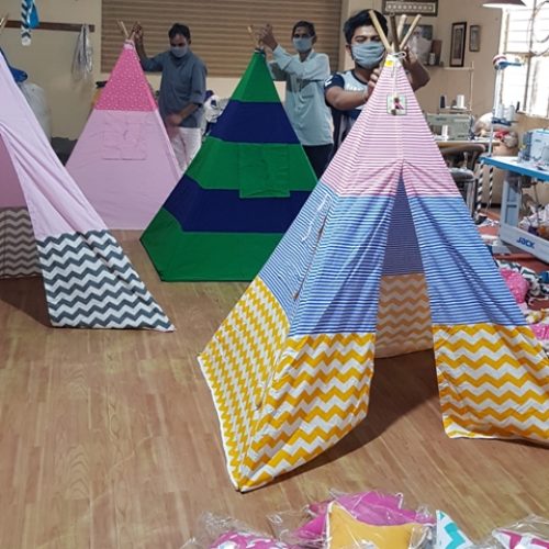 Playtents-Company-1